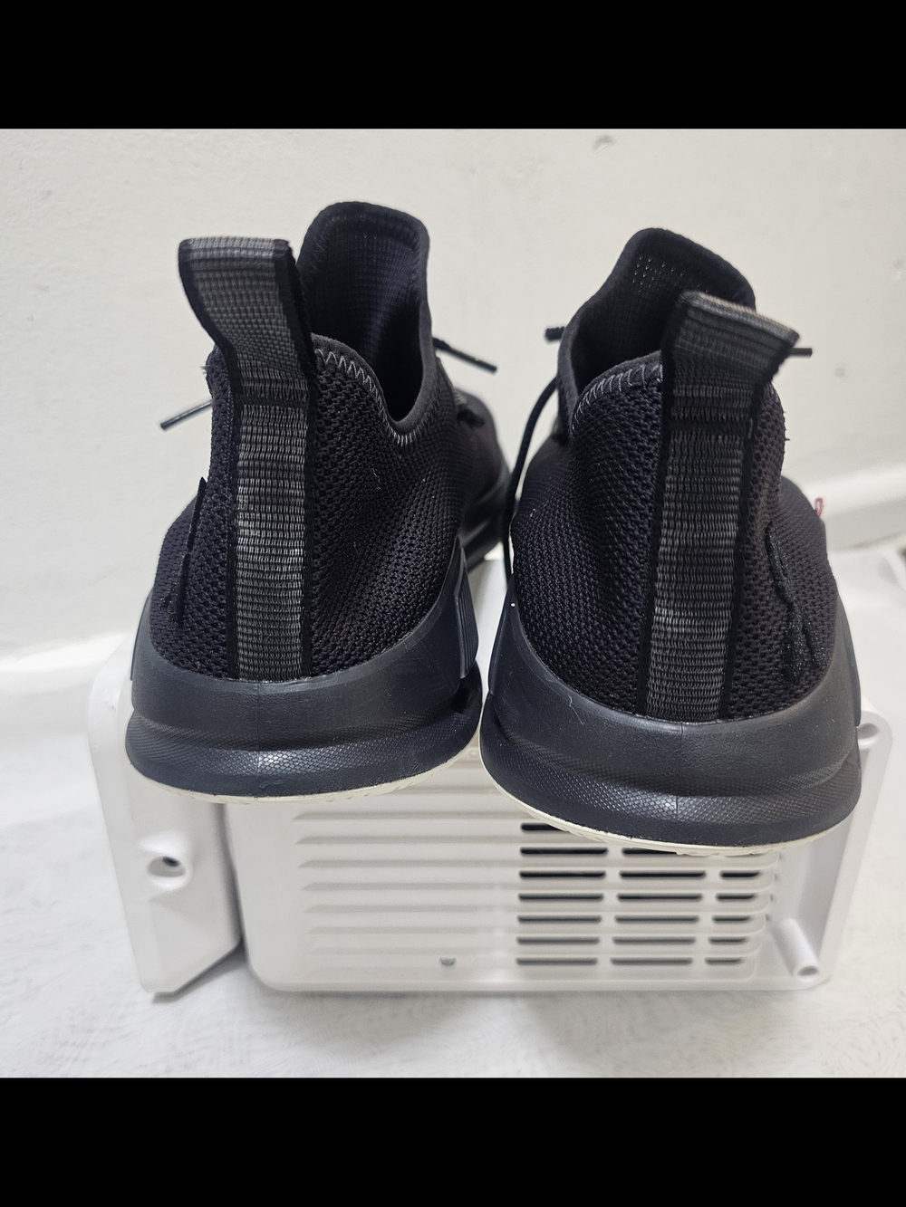 On CloudeasyBlack MeshLaceUp LowTop AthleticSneakers 3MO11730485Size US13 UK12.5 - Picture 7 of 12